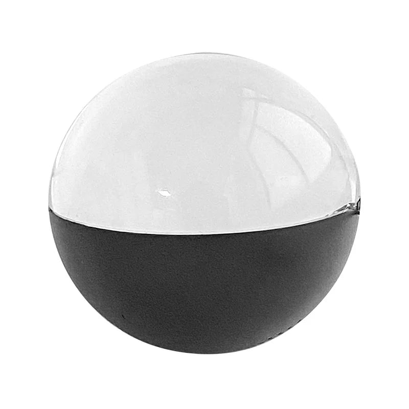 Orbe de Saruman. La luz y la oscuridad de la Tierra Media contenida en una esfera.